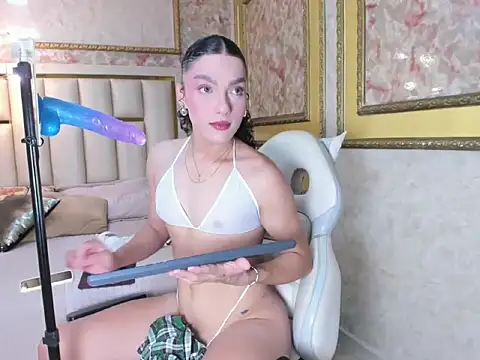 Veronica hottie online show from 15, 3, 2026