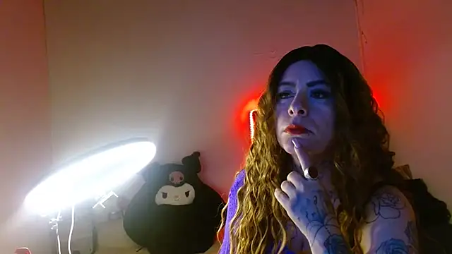 Snapshot of mia_vantt chatting on 15, 4, 2026 mia vantt online show from 15, 4, 2026