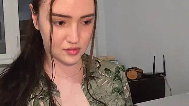 Snapshot of RedginBluebersky chatting on 1, 4, 2026 RedginBluebersky online show from 1, 4, 2026