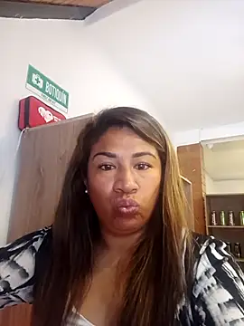Snapshot of eva_vidal_ chatting on 6, 4, 2026 eva vidal online show from 6, 4, 2026