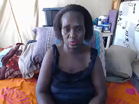 Snapshot of NaughtygrannieXX chatting on 11, 2, 2026 NaughtygrannieXX online show from 11, 2, 2026