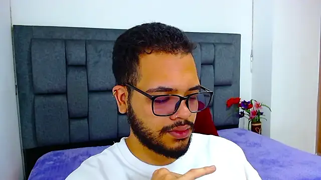 Snapshot of J_black_ chatting on 2, 3, 2026 J black online show from 2, 3, 2026