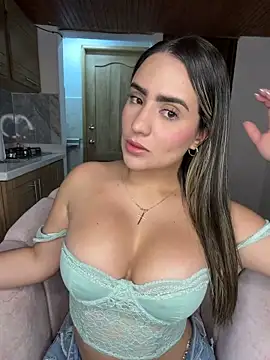 Snapshot of Miilana_ chatting on 25, 4, 2026 Miilana online show from 25, 4, 2026