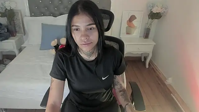 Aisha Haddad online show from 25, 5, 2026