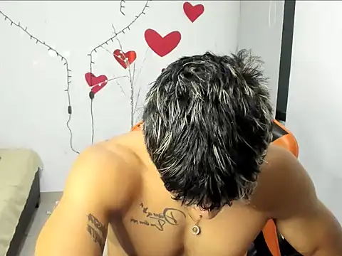 Snapshot of RYAN_MYEARZ__ chatting on 10, 3, 2026 RYAN MYEARZ online show from 10, 3, 2026