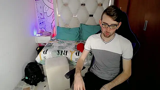 Snapshot of Top_and_bottom chatting on 19, 2, 2026 Top and bottom online show from 19, 2, 2026