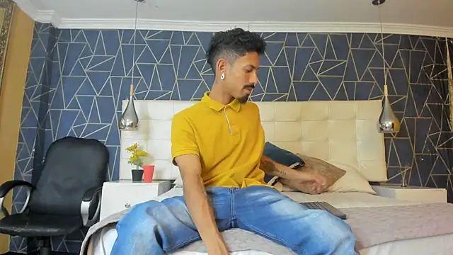 NoaahTylor online show from 22, 3, 2026