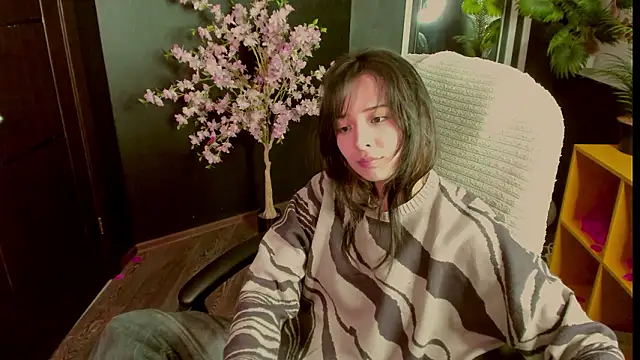 Snapshot of May_Ling chatting on 8, 3, 2026 May Ling online show from 8, 3, 2026