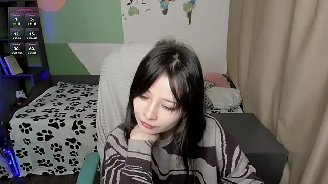 Snapshot of May_Ling chatting on 5, 4, 2026 May Ling online show from 5, 4, 2026