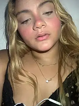 ayla0881 online show from 15, 2, 2026