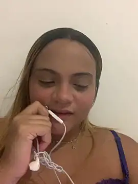 Snapshot of ayla0881 chatting on 17, 3, 2026 ayla0881 online show from 17, 3, 2026