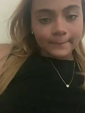 Snapshot of ayla0881 chatting on 18, 3, 2026 ayla0881 online show from 18, 3, 2026