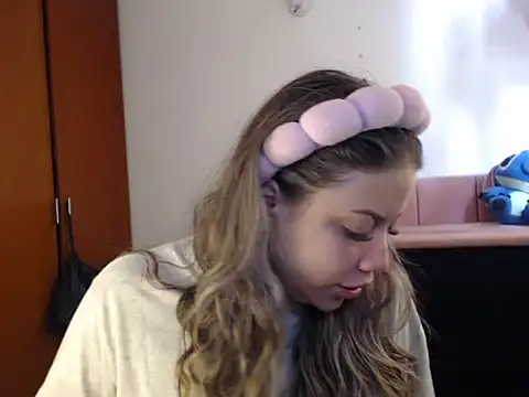 Snapshot of alaina_blesssed chatting on 13, 2, 2026 alaina blesssed online show from 13, 2, 2026