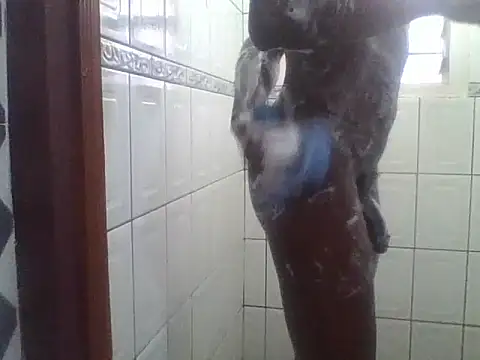 Snapshot of secrelifeofT chatting on 13, 4, 2026 secrelifeofT online show from 13, 4, 2026