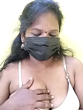 Snapshot of Tamil_Ramya_ chatting on 1, 4, 2026 Tamil Ramya online show from 1, 4, 2026