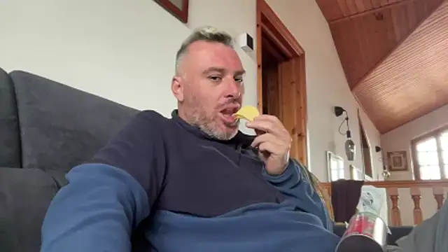 Snapshot of marcovik1 chatting on 27, 2, 2026 marcovik1 online show from 27, 2, 2026