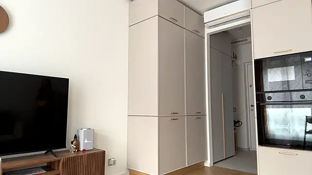 NyxaraBloom online show from 1, 3, 2026