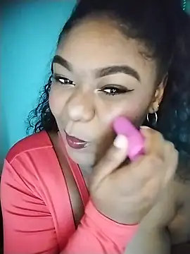 Snapshot of Roonie_garces chatting on 12, 4, 2026 Roonie garces online show from 12, 4, 2026