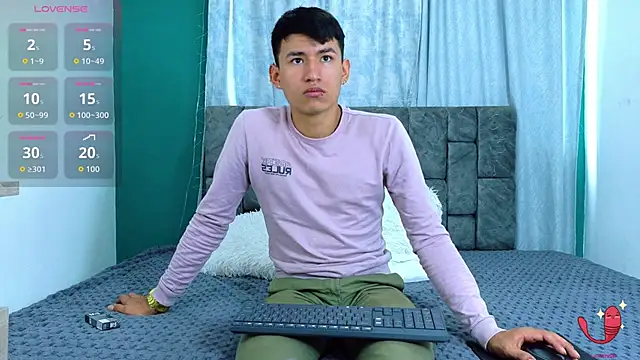 Snapshot of NicolasTorrez chatting on 17, 2, 2026 NicolasTorrez online show from 17, 2, 2026