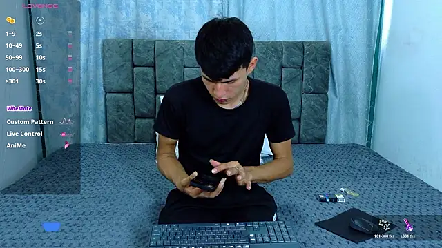 Snapshot of NicolasTorrez chatting on 25, 2, 2026 NicolasTorrez online show from 25, 2, 2026