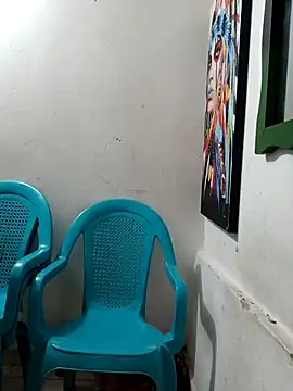 Snapshot of honey-suckle chatting on 16, 2, 2026 honey-suckle online show from 16, 2, 2026