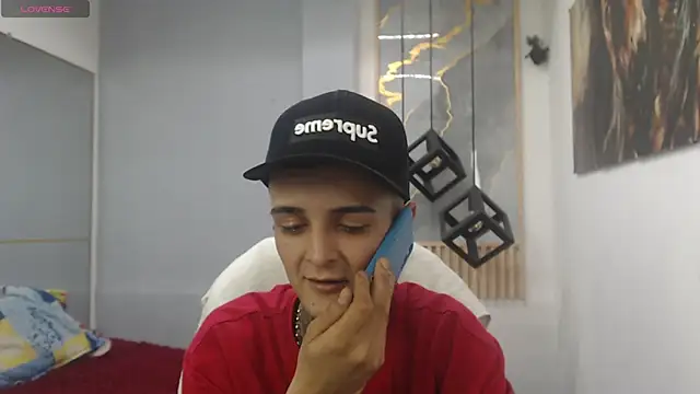 Snapshot of benjamin_anthony chatting on 13, 3, 2026 benjamin anthony online show from 13, 3, 2026