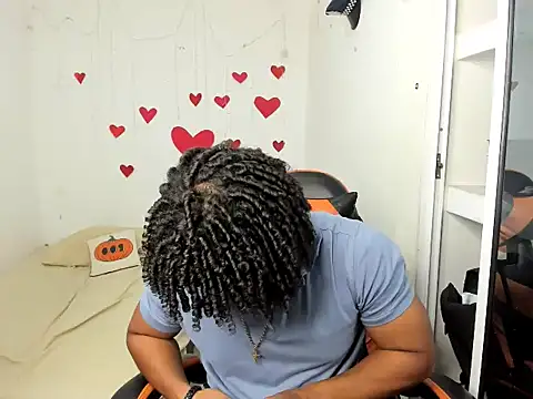 Snapshot of alexj_black_ chatting on 10, 3, 2026 alexj black online show from 10, 3, 2026