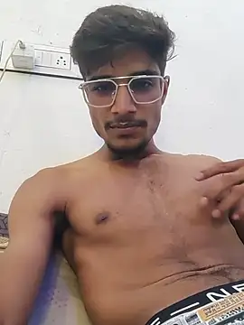 Snapshot of kaushikhotty chatting on 13, 6, 2026 kaushikhotty online show from 13, 6, 2026