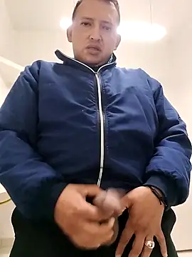 Snapshot of Hachi28 chatting on 15, 4, 2026 Hachi28 online show from 15, 4, 2026