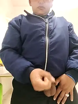 Snapshot of Hachi28 chatting on 21, 4, 2026 Hachi28 online show from 21, 4, 2026