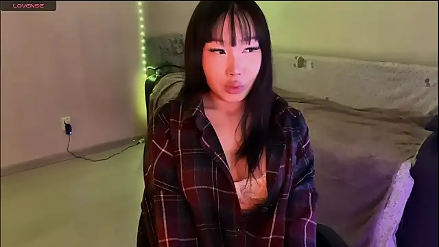 Snapshot of whispersofdarsy chatting on 20, 2, 2026 whispersofdarsy online show from 20, 2, 2026