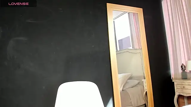 madii lenon online show from 14, 3, 2026