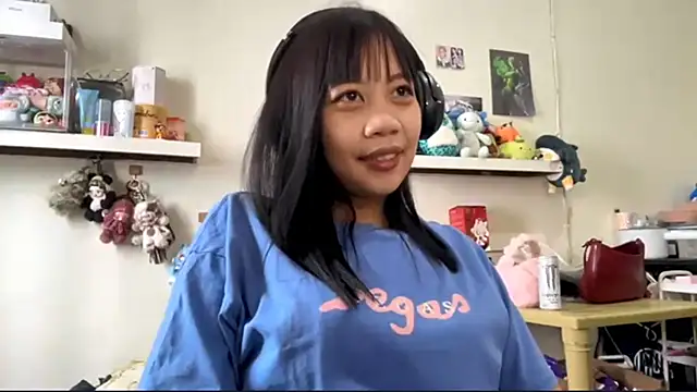 Snapshot of GloryKulikowski chatting on 25, 2, 2026 GloryKulikowski online show from 25, 2, 2026