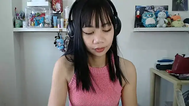 Snapshot of GloryKulikowski chatting on 6, 3, 2026 GloryKulikowski online show from 6, 3, 2026