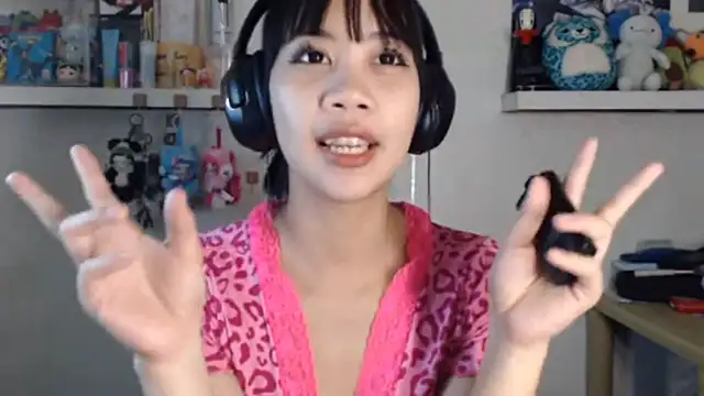 Snapshot of GloryKulikowski chatting on 9, 3, 2026 GloryKulikowski online show from 9, 3, 2026