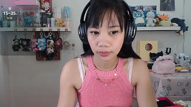 Snapshot of GloryKulikowski chatting on 18, 3, 2026 GloryKulikowski online show from 18, 3, 2026