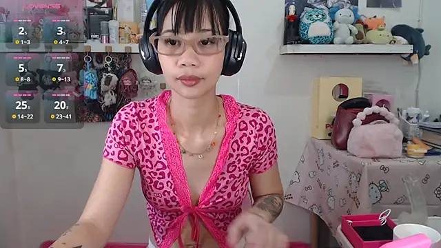 Snapshot of GloryKulikowski chatting on 19, 3, 2026 GloryKulikowski online show from 19, 3, 2026