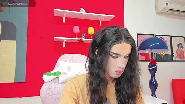 MadisonEsprit online show from 7, 4, 2026