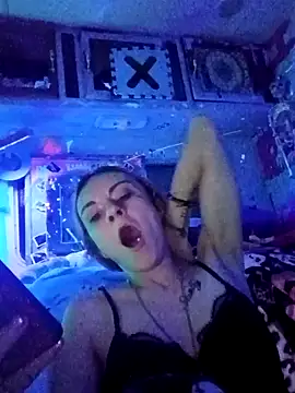 Snapshot of issyamazin chatting on 10, 3, 2026 issyamazin online show from 10, 3, 2026