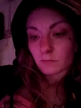 Snapshot of issyamazin chatting on 23, 3, 2026 issyamazin online show from 23, 3, 2026