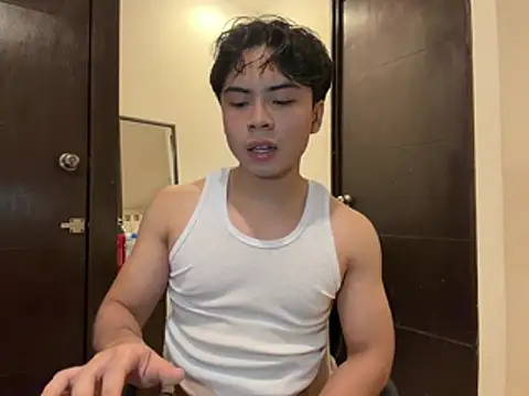 Snapshot of BentoBoxxx chatting on 17, 5, 2026 BentoBoxxx online show from 17, 5, 2026