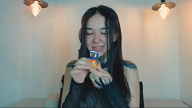 Snapshot of alien_eyes09 chatting on 7, 3, 2026 alien eyes09 online show from 7, 3, 2026