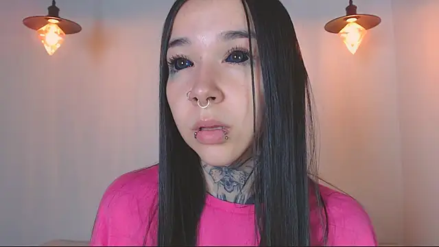 Snapshot of alien_eyes09 chatting on 18, 3, 2026 alien eyes09 online show from 18, 3, 2026