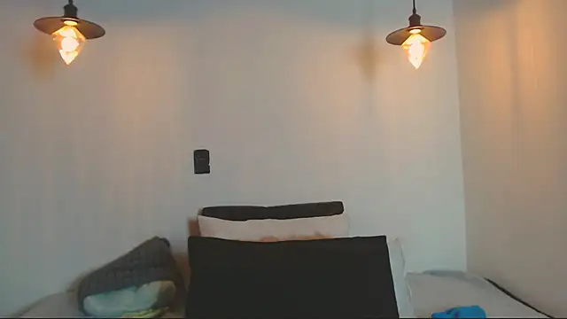 Snapshot of alien_eyes09 chatting on 11, 4, 2026 alien eyes09 online show from 11, 4, 2026