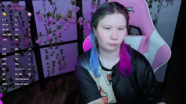 Snapshot of kitsune_little chatting on 16, 6, 2026 kitsune little online show from 16, 6, 2026