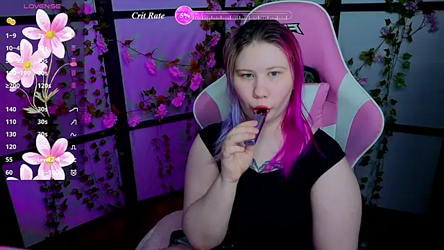 Snapshot of kitsune_little chatting on 9, 7, 2026 kitsune little online show from 9, 7, 2026