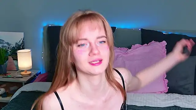 ElfieWhite online show from 27, 5, 2026