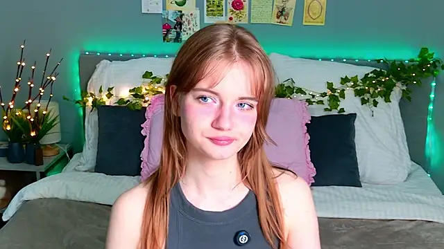 ElfieWhite online show from 16, 6, 2026