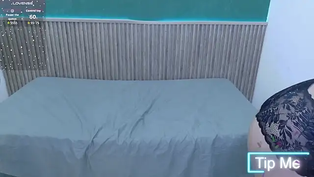 Snapshot of saveur_latin chatting on 9, 4, 2026 saveur latin online show from 9, 4, 2026