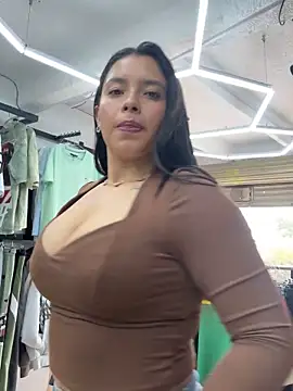 Snapshot of Miss_Bella_Flame chatting on 13, 4, 2026 Miss Bella Flame online show from 13, 4, 2026